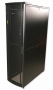 Шкаф напольный 19-дюймовый (19"), серия V600, 42U, 2013x600х1200 мм (ВхШхГ), передняя и задняя перфорированные двери, 2 боковые панели, перфорация 71%, замок с поворотными дисками, ножки, цвет черный (RAL 9011) Siemon
